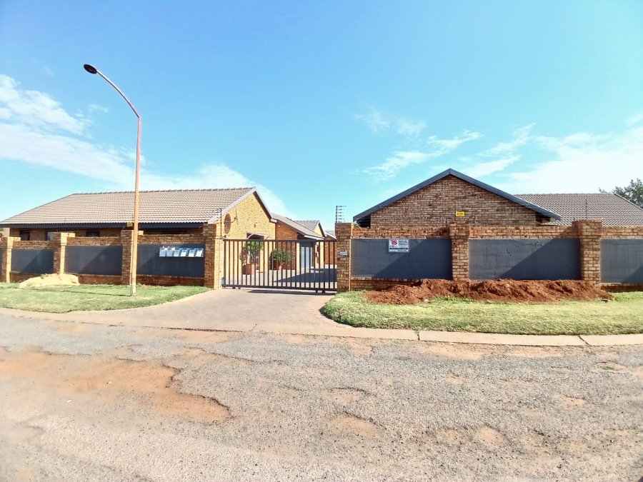 3 Bedroom Property for Sale in Vaalpark Free State